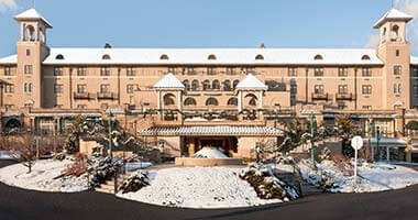 The Hotel Hershey exterior in winter with snow