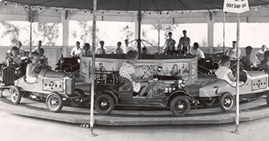 Historic image from Hersheypark's Car Carrousel